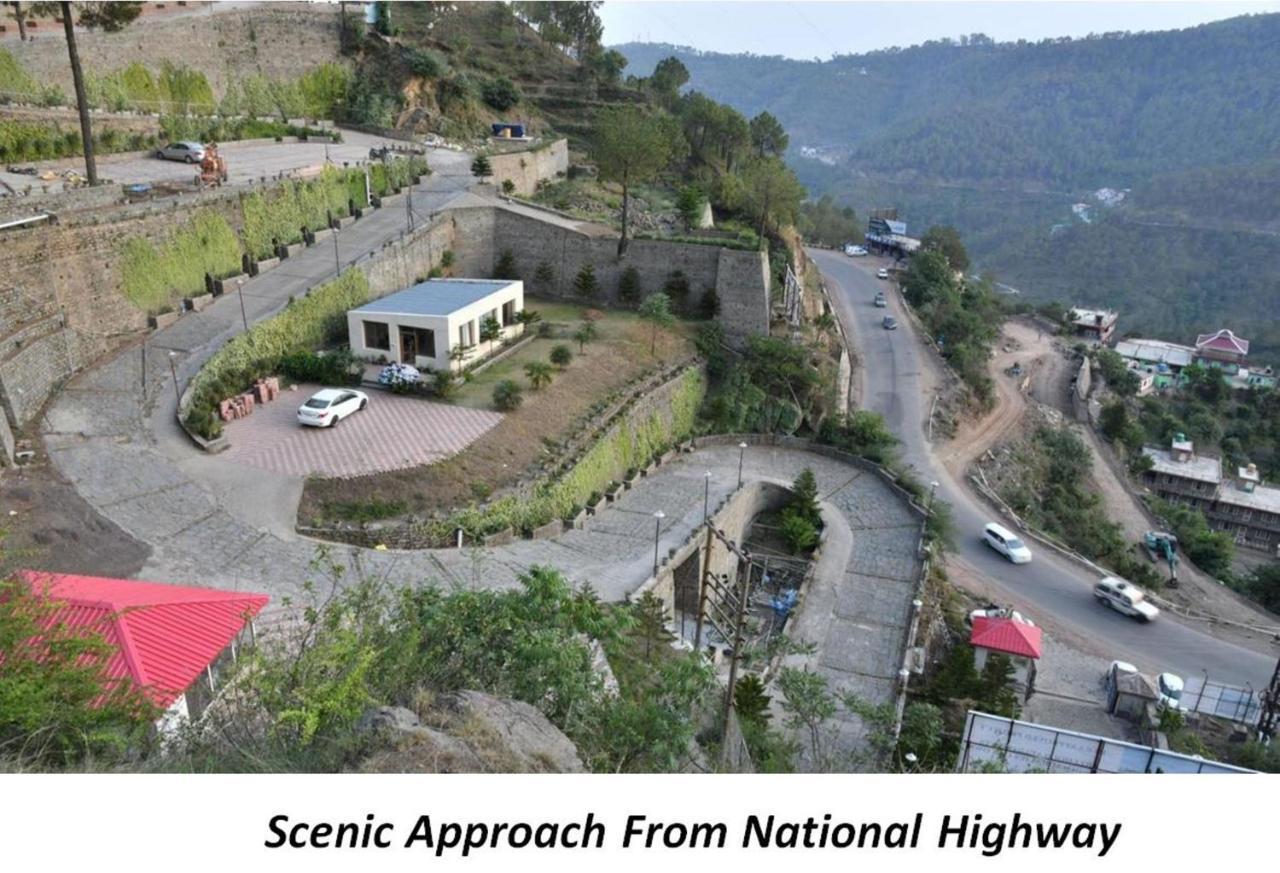 2Bhk Furnished Apartment/Near Kasauli/Barog/Luv Fun & Adventure Solan Exterior foto
