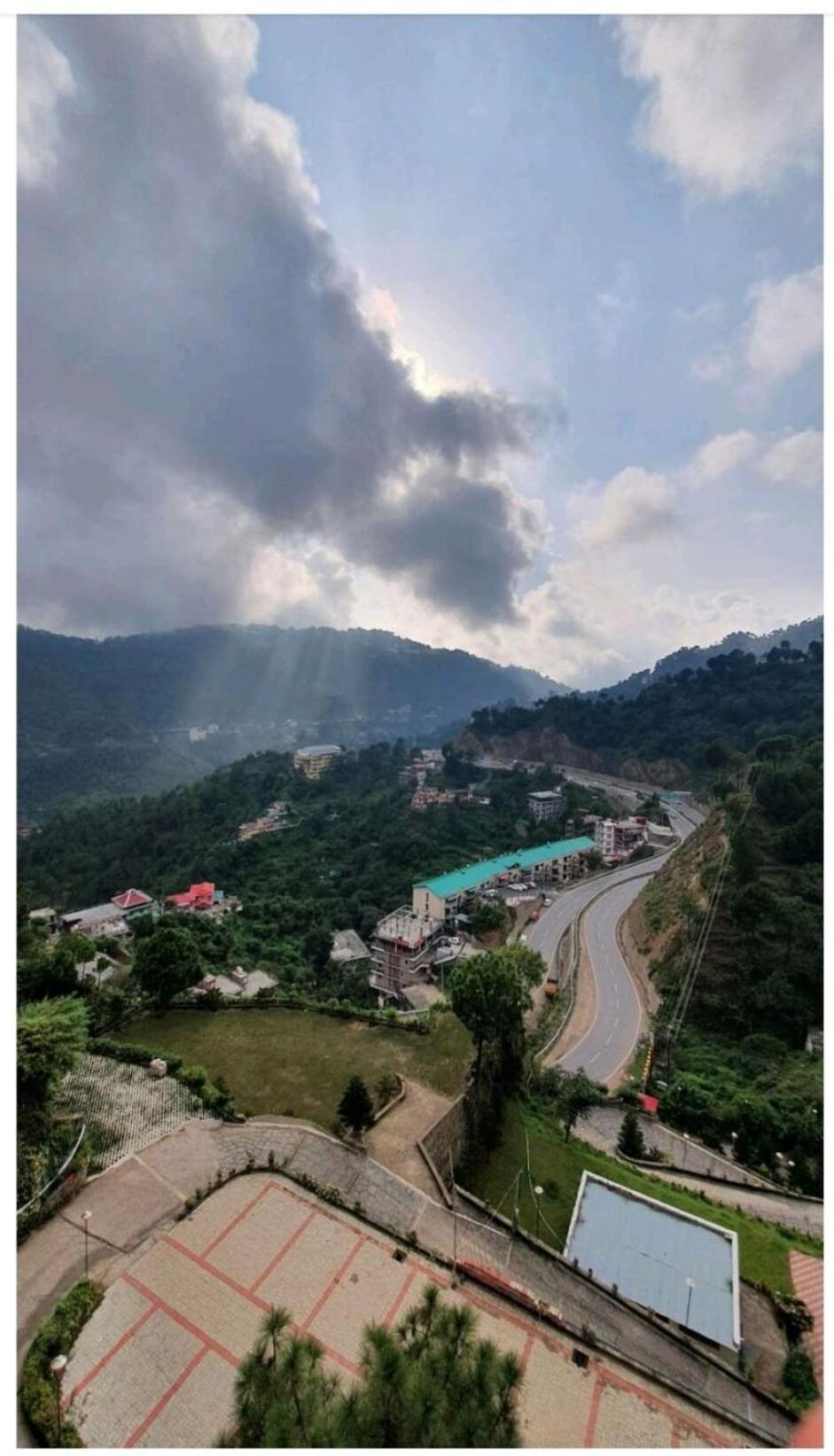 2Bhk Furnished Apartment/Near Kasauli/Barog/Luv Fun & Adventure Solan Exterior foto